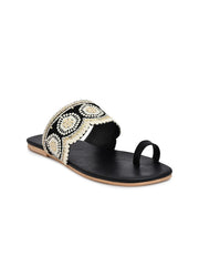 Embroidered Ethnic One Toe Flats