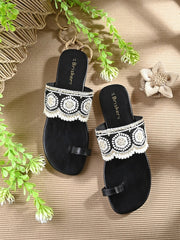 Embroidered Ethnic One Toe Flats