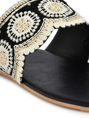 Embroidered Ethnic One Toe Flats